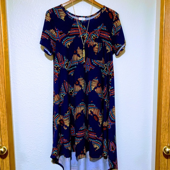 LuLaRoe Dresses & Skirts - LULAROE HIGH - LOW DRESS 🌹